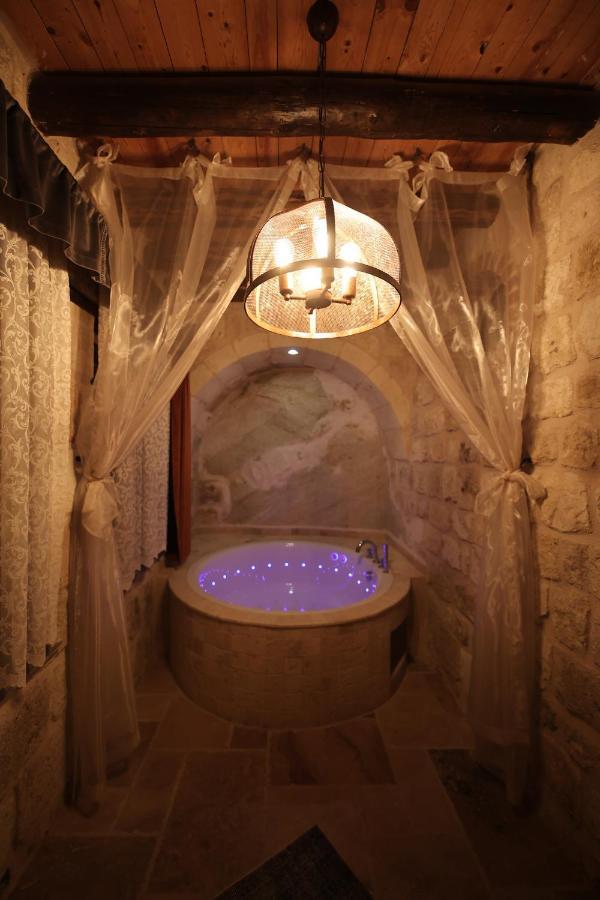 Uerguep Cave Suites Ngoại thất bức ảnh