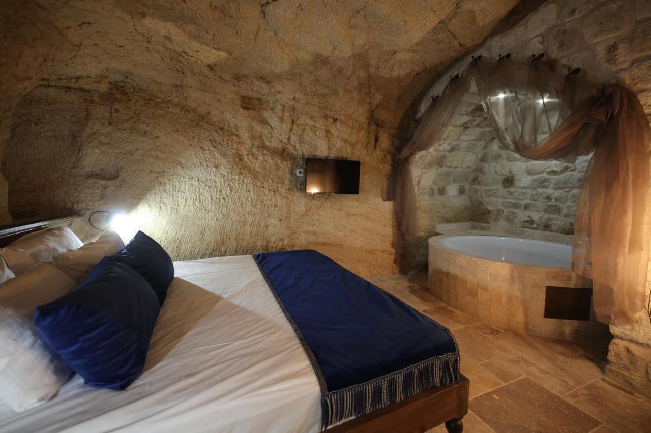 Uerguep Cave Suites Ngoại thất bức ảnh
